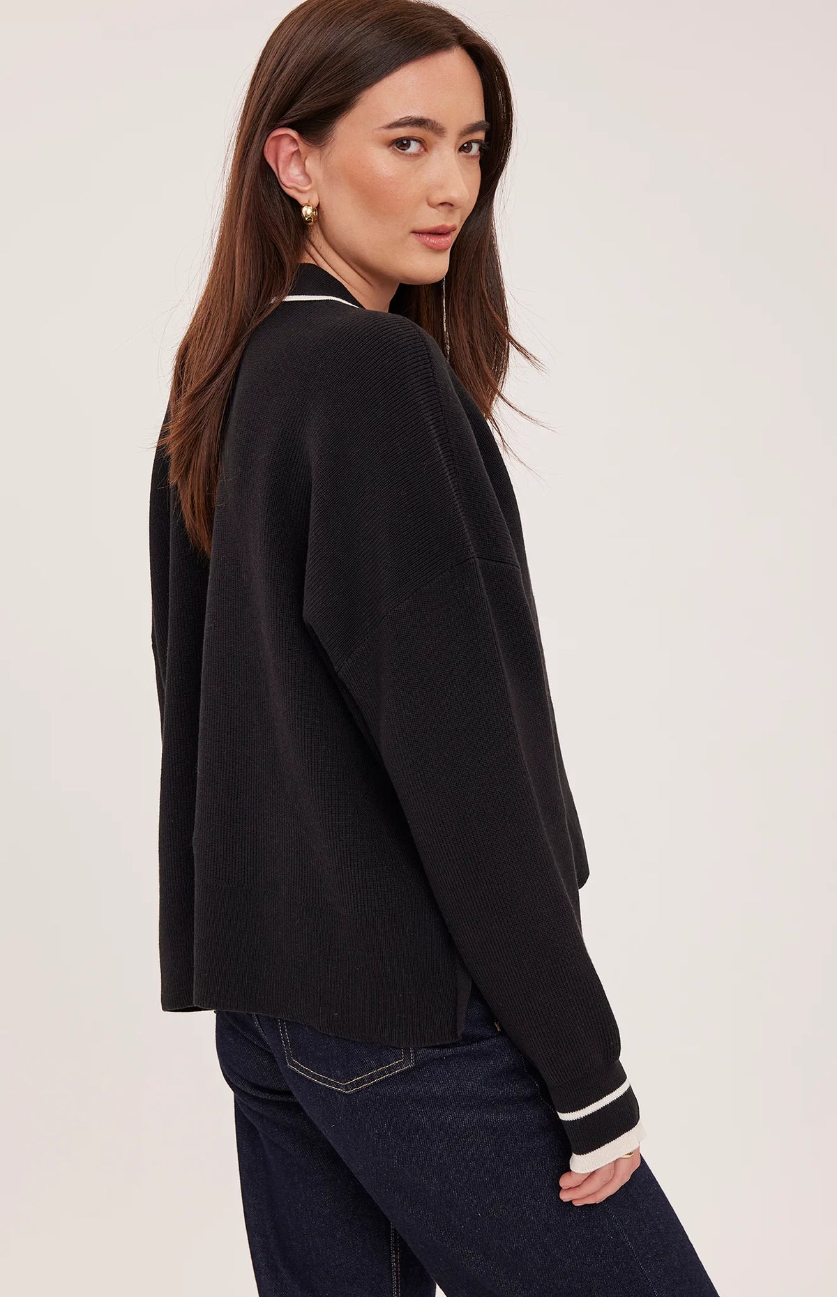 Tristan V-Neck Sweater - Black