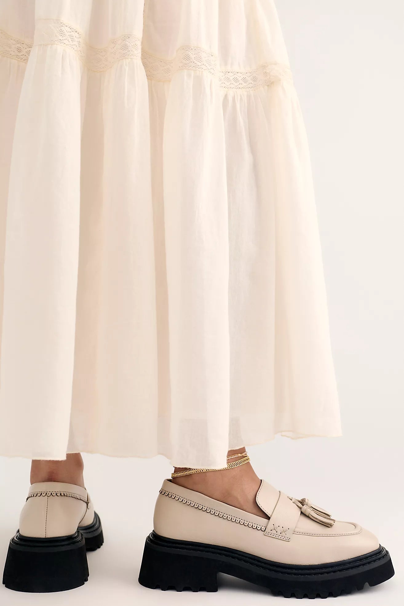 Dahlia Brogue Loafer - Stone Leather