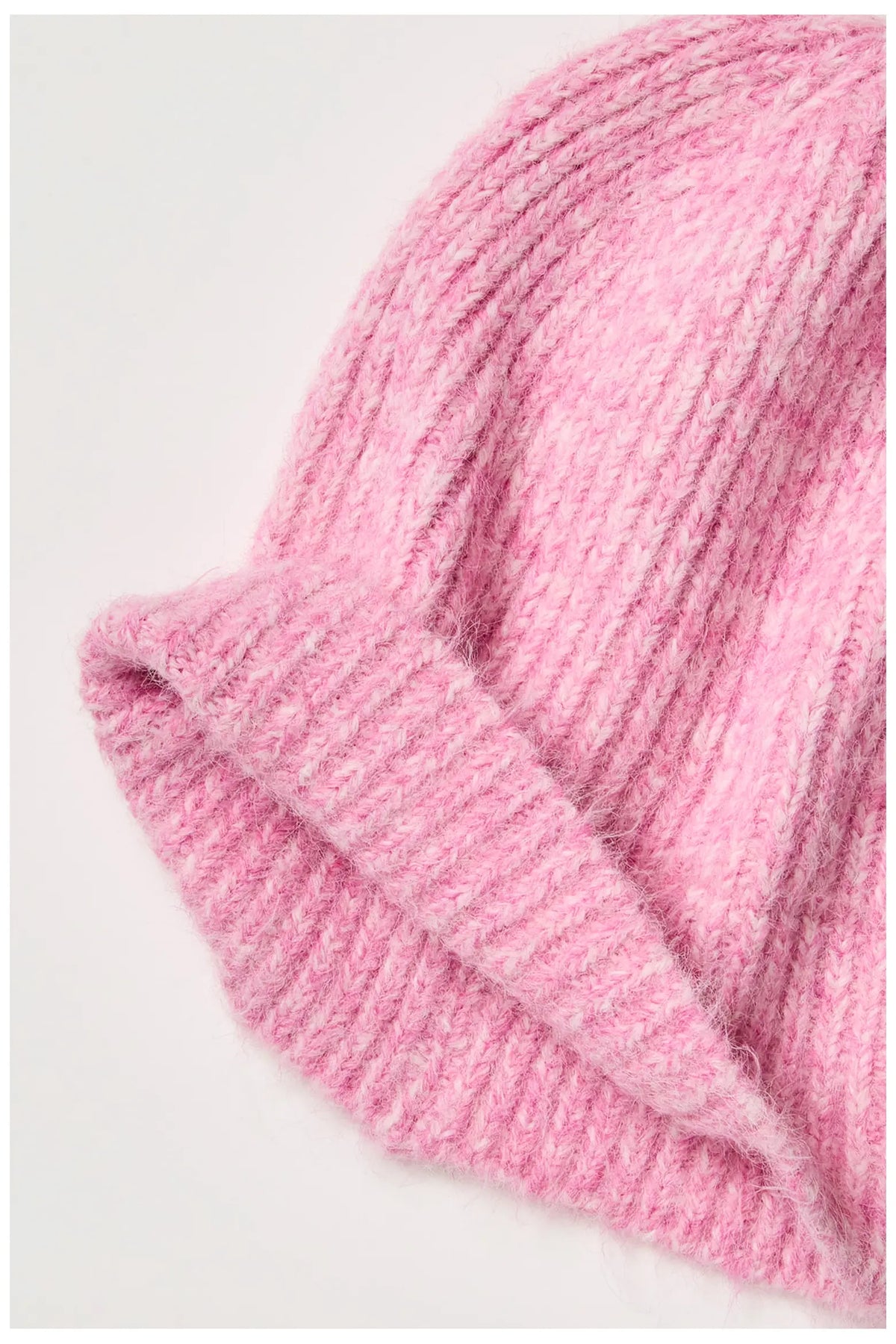 Frostline Beanie - Petal Pink