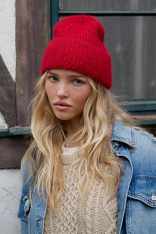 Frostline Beanie - Red