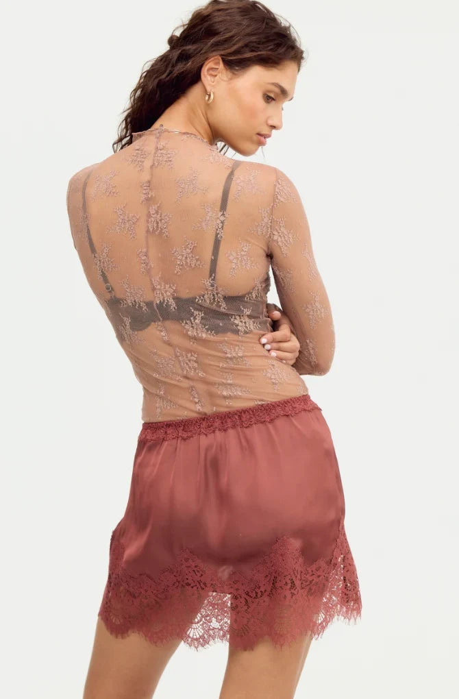 Meet in the Middle Half Slip - Henna
