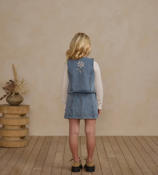 Denver Mini Skirt || Light Washed Denim